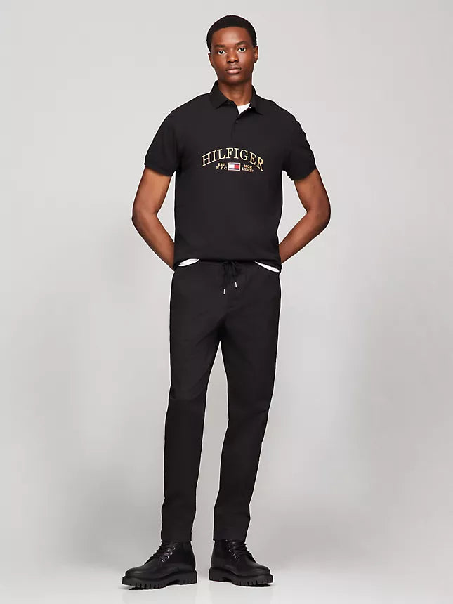 Tommy Hilfiger Garment-Dyed Relaxed Tapered Chino