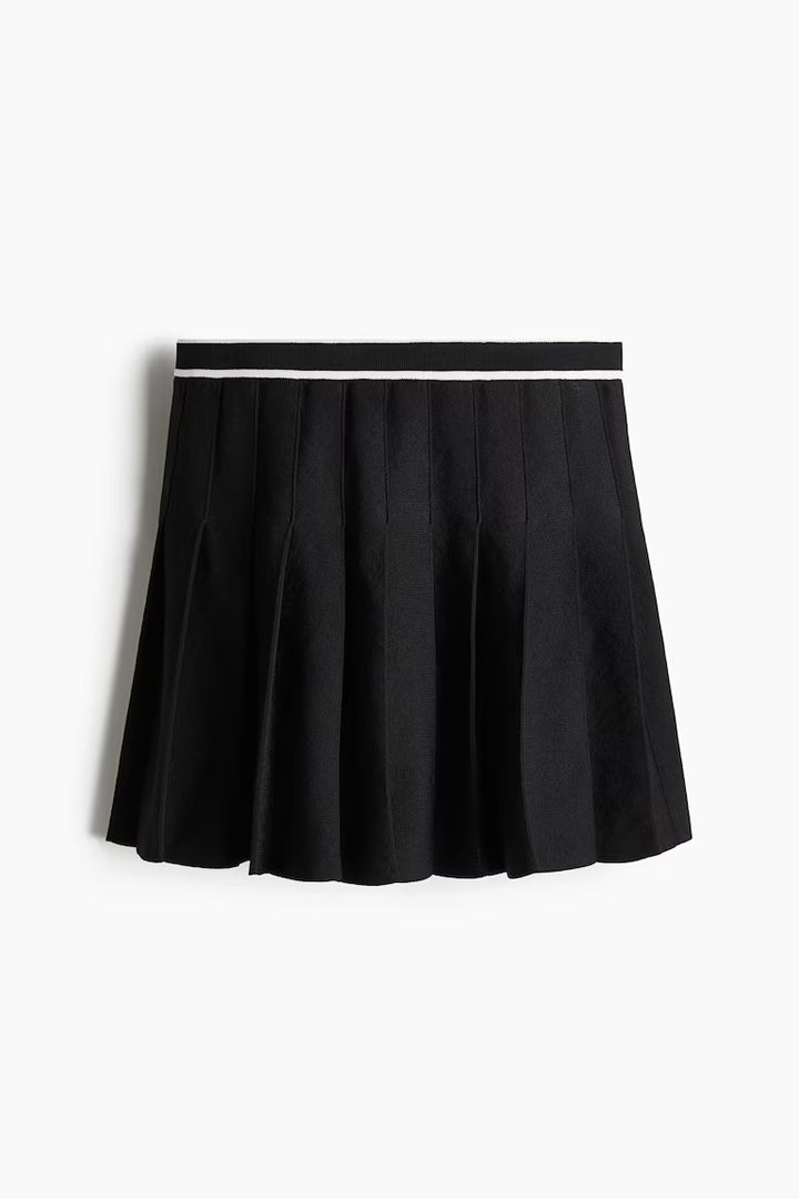 H&M PLEATED SKIRT