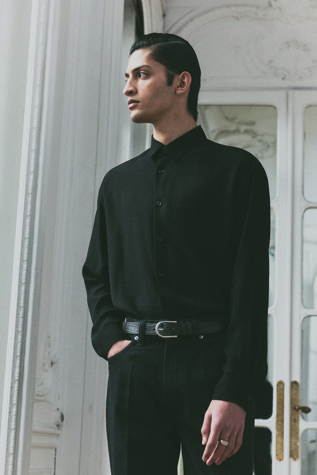 H&M Regular-Fit Crinkled Shirt