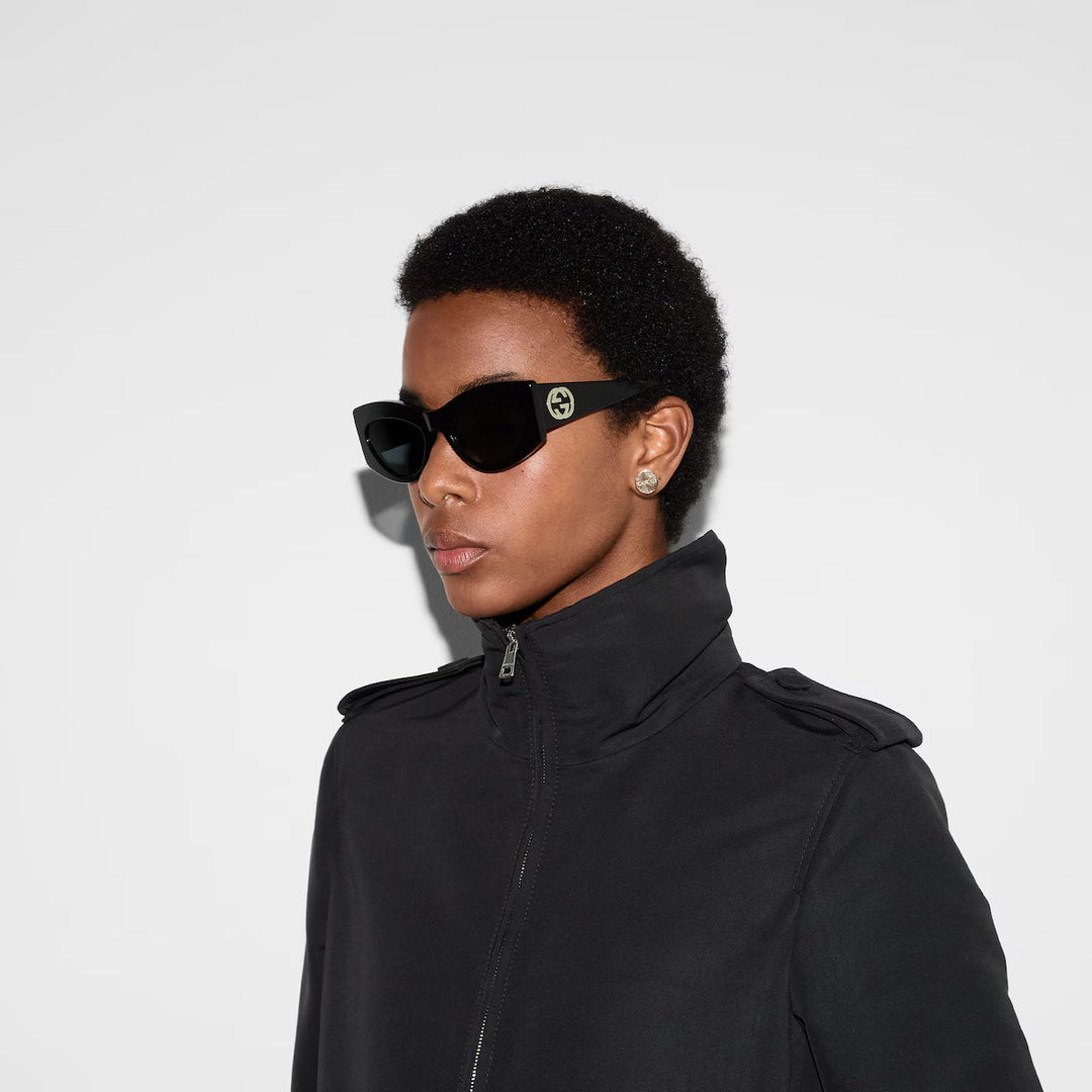 GUCCI Cat-eye frame sunglasses