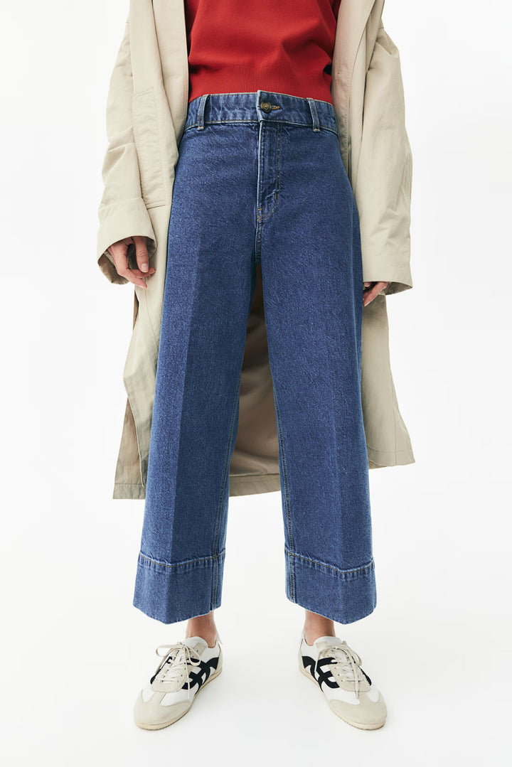 H&M High Rise Wide Leg Cropped Jeans