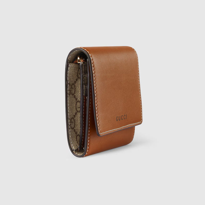 GUCCI GG Emblem medium wallet