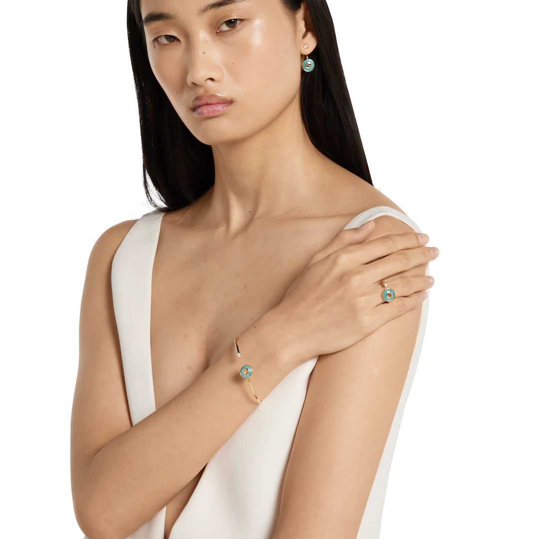 GUCCI INTERLOCKING 18K BANGLE BRACELET