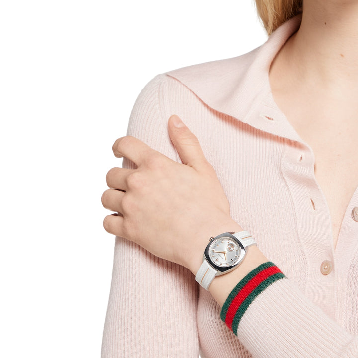 GUCCI INTERLOCKING WATCH, 29MM