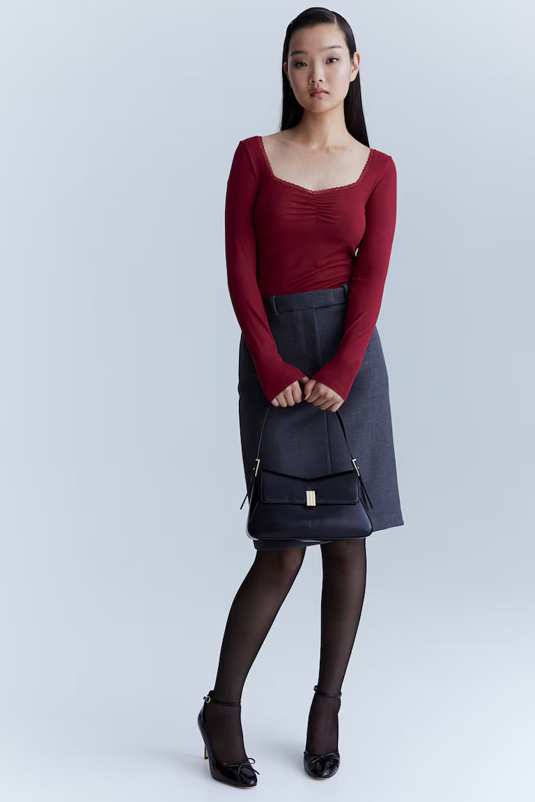 H&M LACE-TRIMMED RIBBED TOP