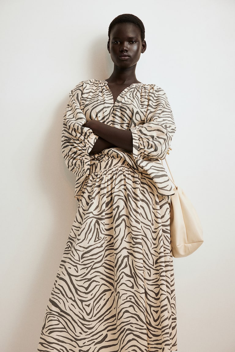 H&M Flared Poplin Skirt