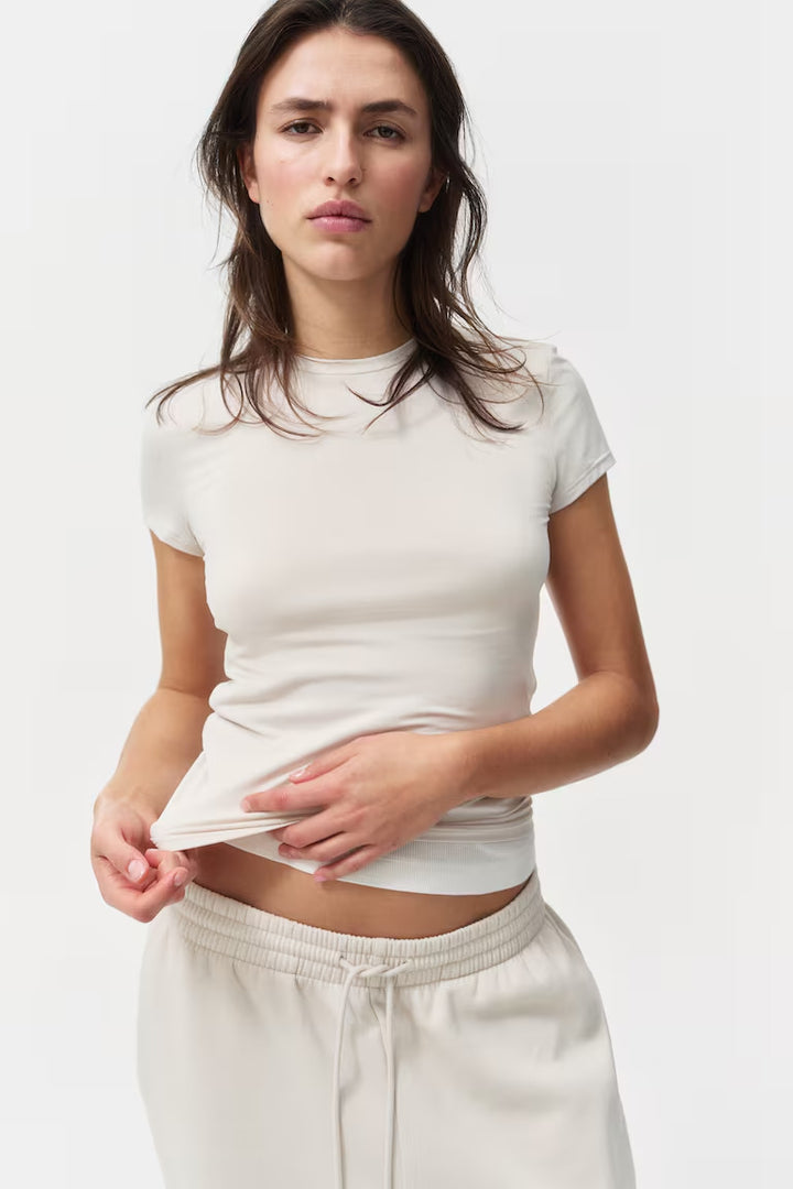 H&M Fitted T-shirt