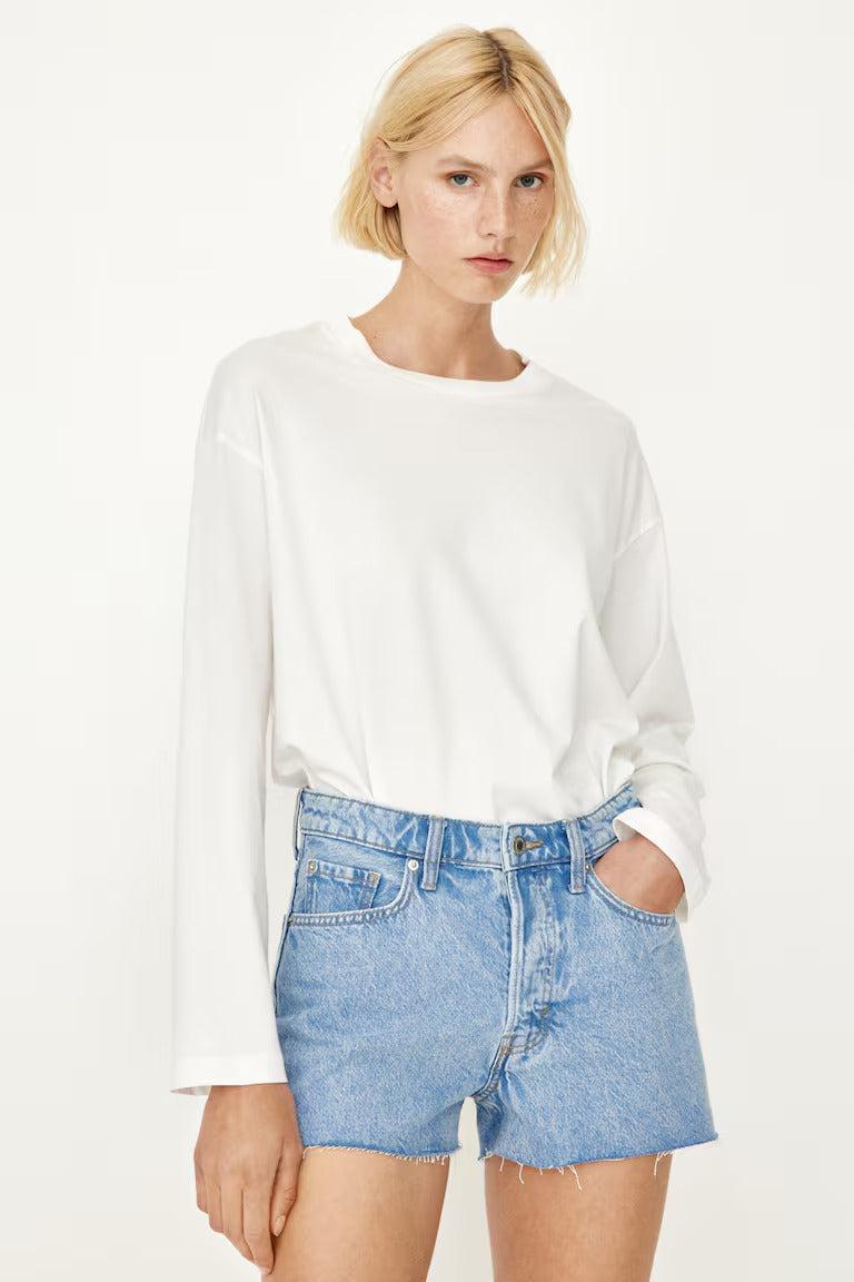 H&M HIGH-WAIST DENIM SHORTS