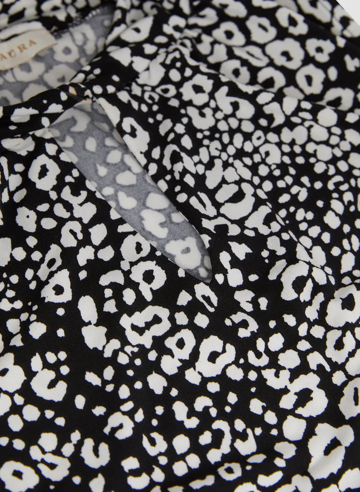 LAURA Sleeveless Animal Print Top