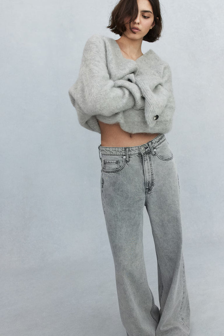 H&M Feather Soft Super Wide Ultra High Jeans