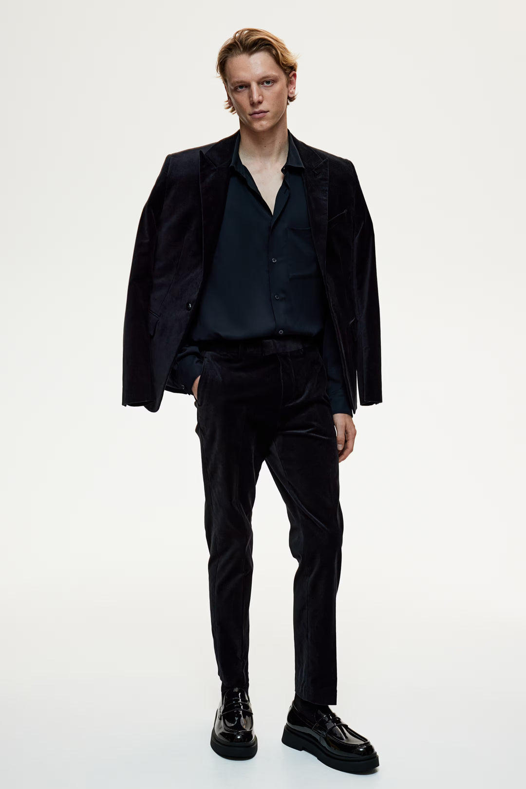 H&M Slim Fit Velvet Blazer