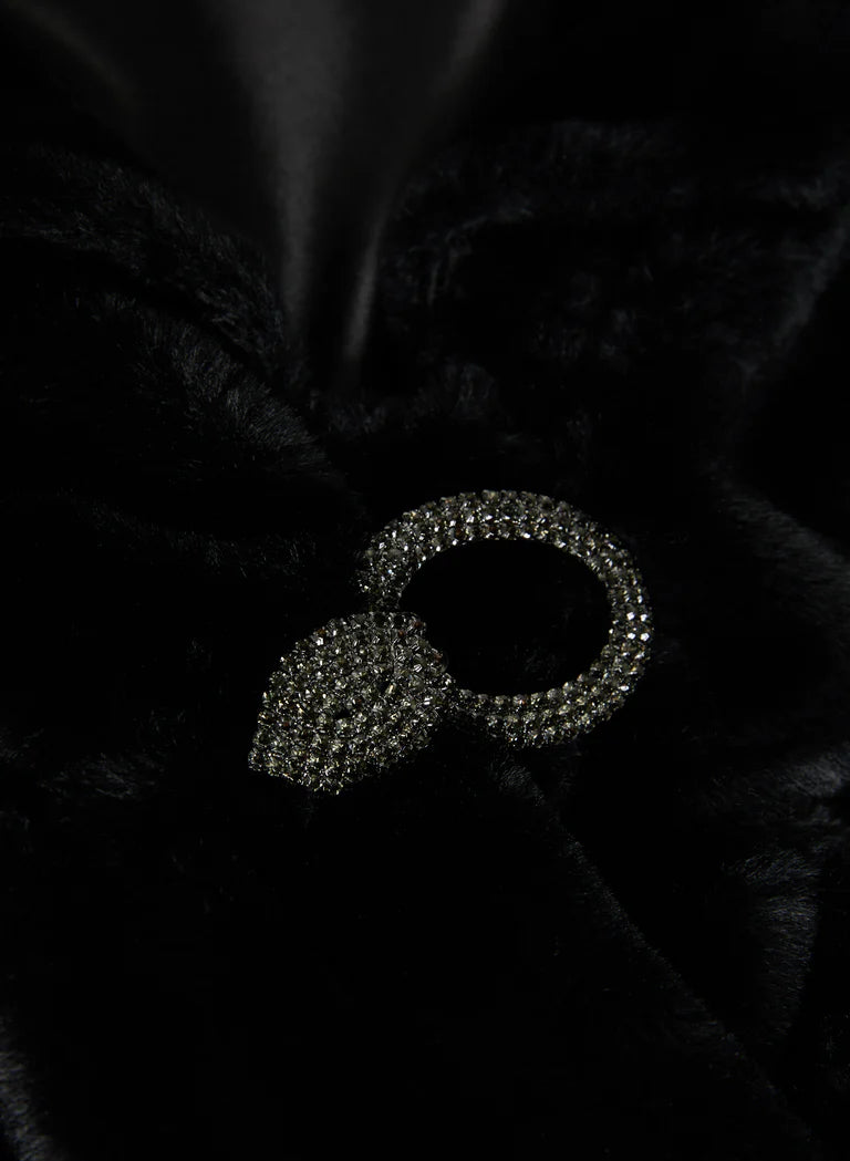 LAURA Rhinestone Clip Faux Fur Stole