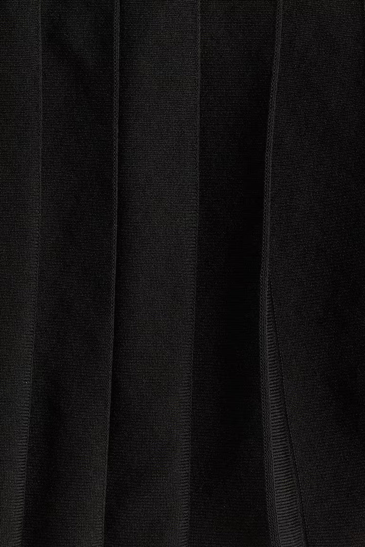 H&M PLEATED SKIRT