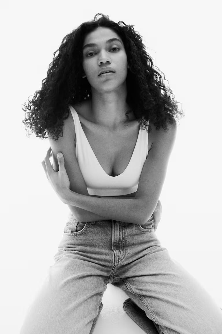 H&M SEAMLESS PADDED SOFT-CUP BRA