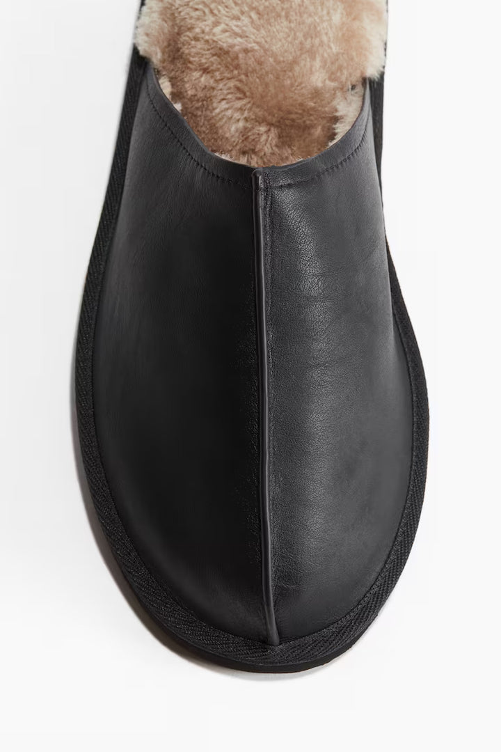 H&M PILE-LINED SLIPPERS
