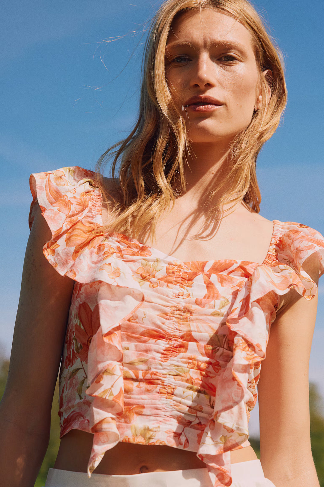 H&M Linen-blend Cropped Blouse