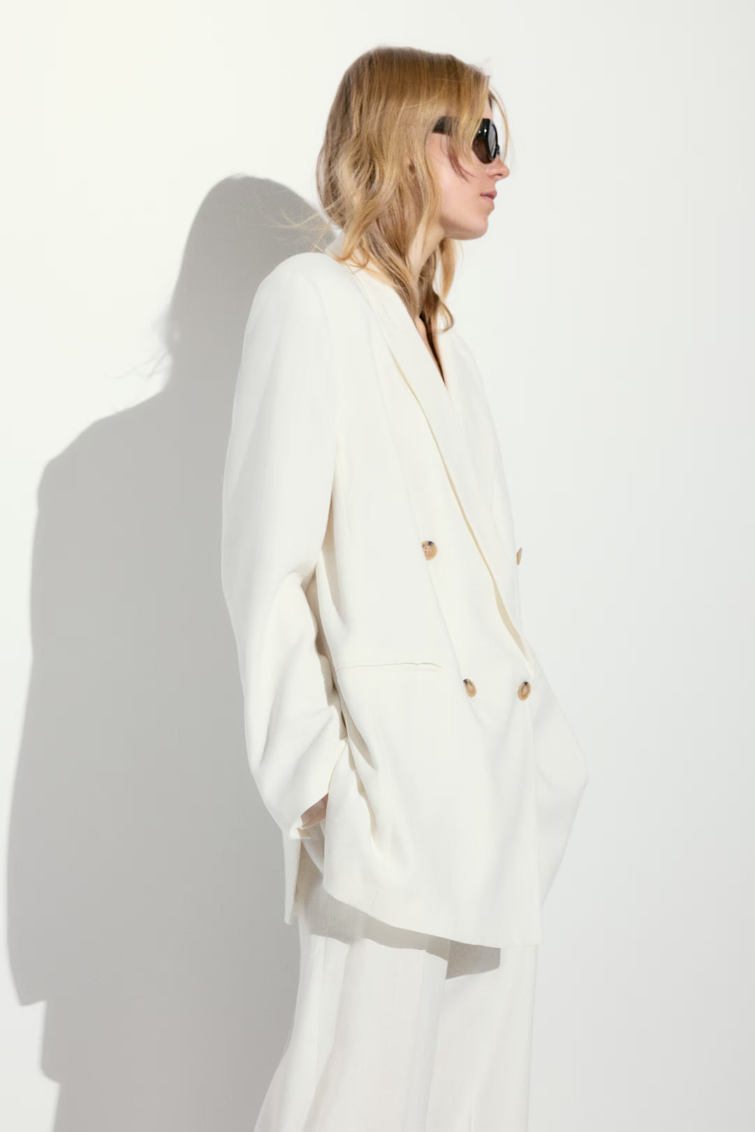 H&M Linen-Blend Blazer