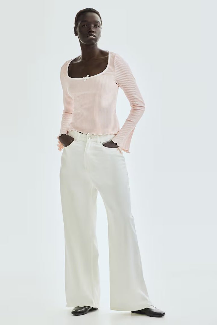 H&M RIBBED TOP WITH OVERLOCKED TRIM