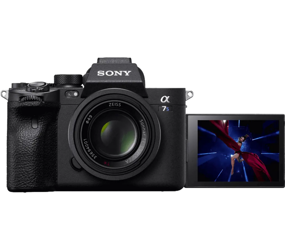 Sony Alpha 7S III - Full-frame Interchangeable Lens Camera 12.1MP, 10FPS, 4K/120p High Sensitivity