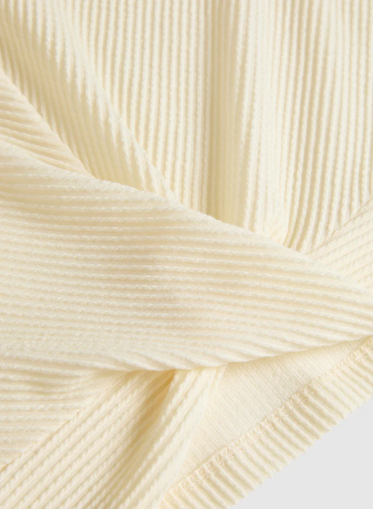 LAURA Twist Detail Top