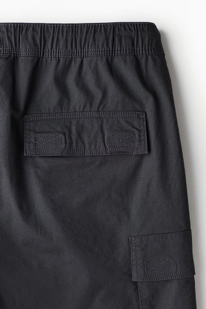 H&M Regular-Fit Cargo Shorts