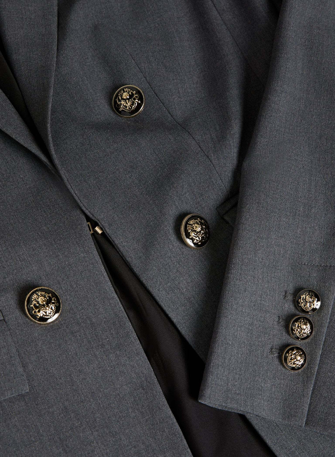 LAURA Rosette Detail Blazer