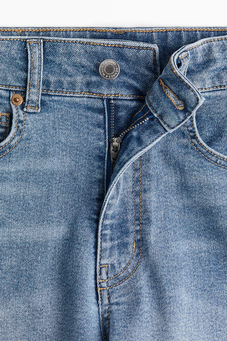 H&M SKINNY HIGH DENIM SHORTS