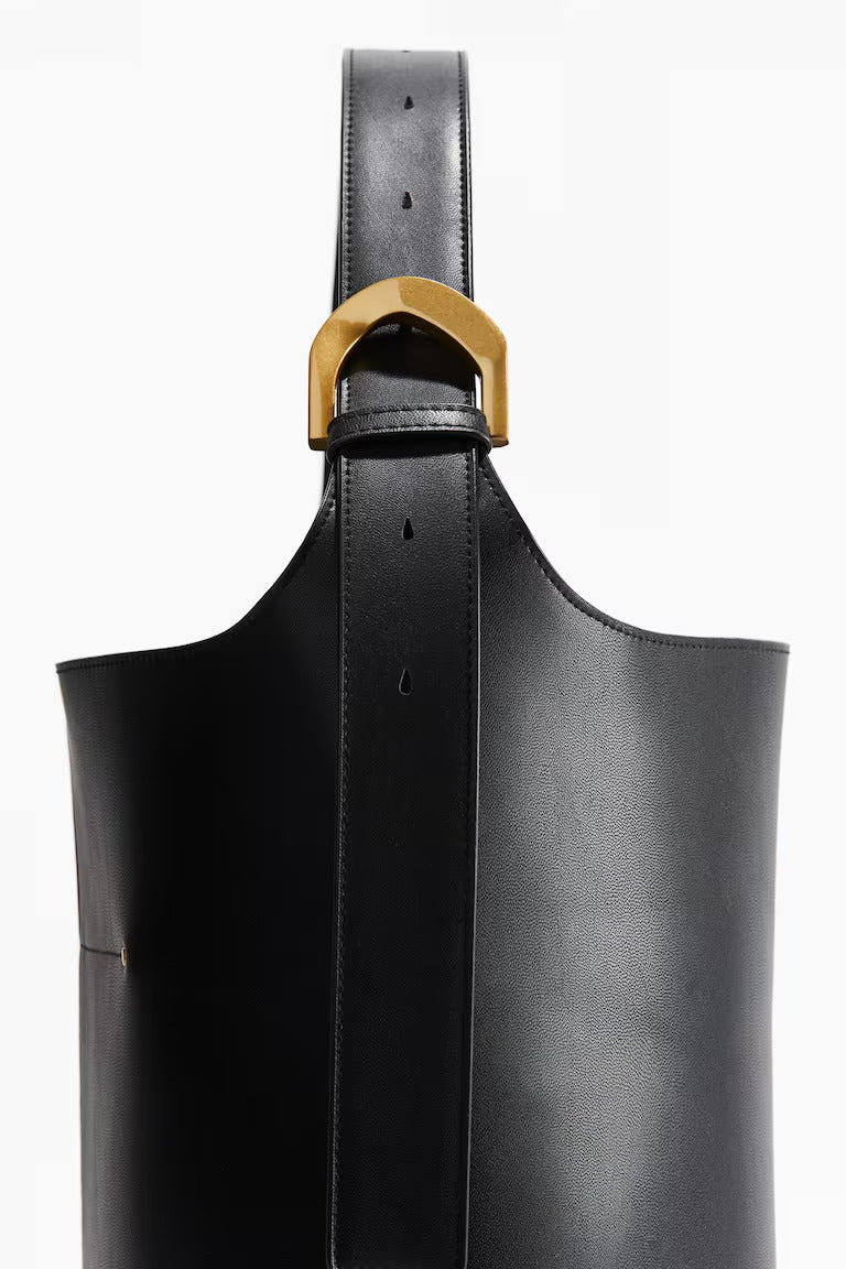 H&M BUCKET BAG