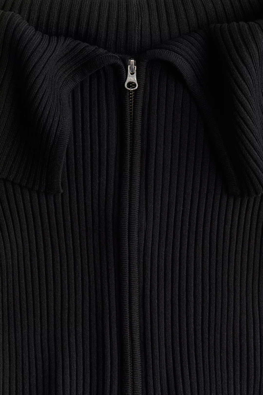 H&M Off-the-Shoulder Cardigan