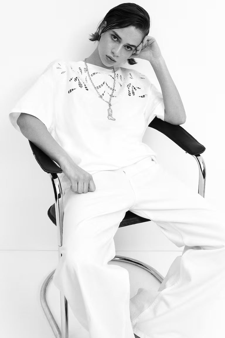 H&M OVERSIZED T-SHIRT WITH MOTIF