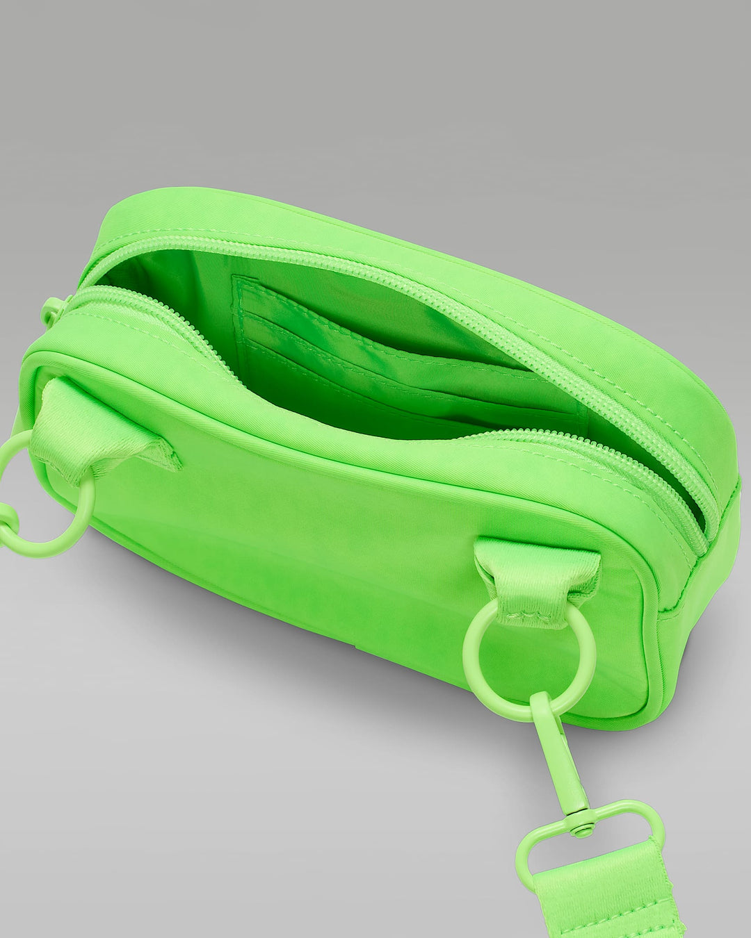 NIKE Jordan Alpha Camera Bag (1L)