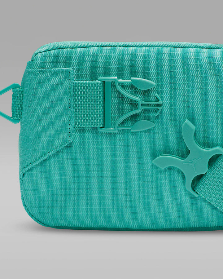NIKE Jordan Franchise Crossbody Bag (2L)