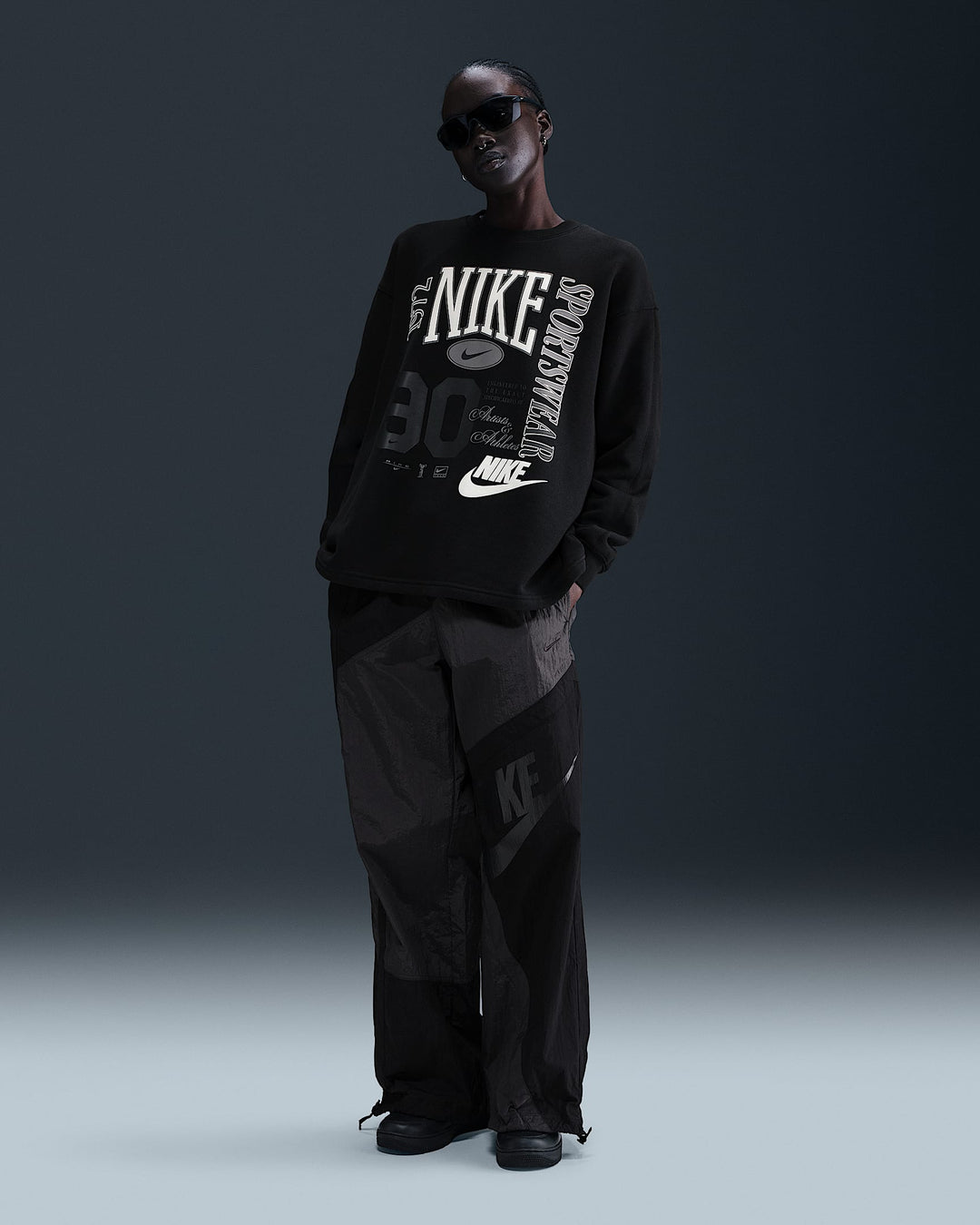 Nike Sportswear Women's Oversized Crew-Neck French Terry Sweatshirt