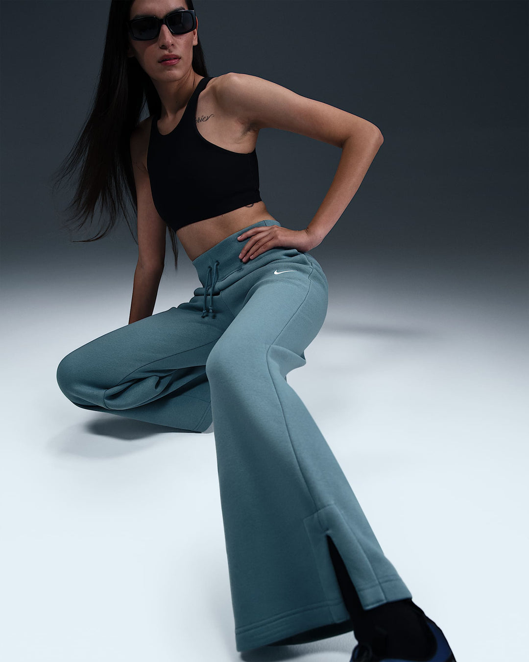 Nike Sportswear Phoenix Fleece Women's High-Waisted Wide-Leg Sweatpants