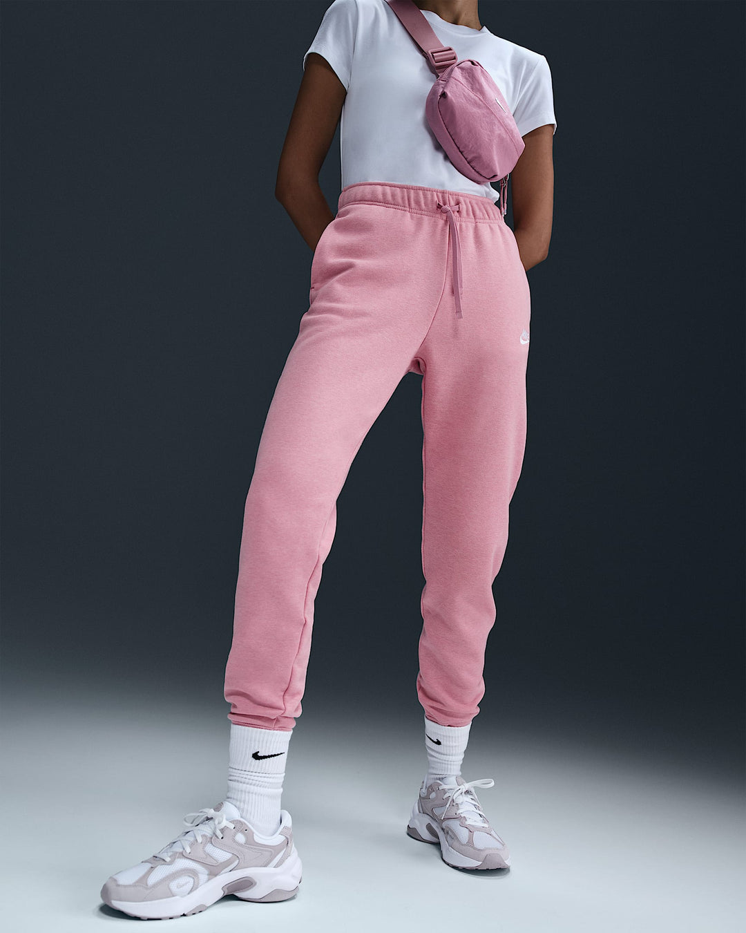 Nike Sportswear Club Fleece Women's Mid-Rise Joggers