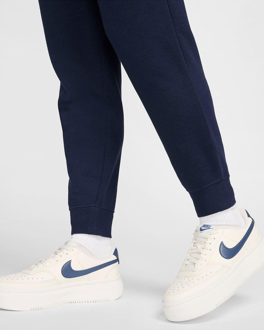 Nike Sportswear Club Fleece Women's Mid-Rise Joggers