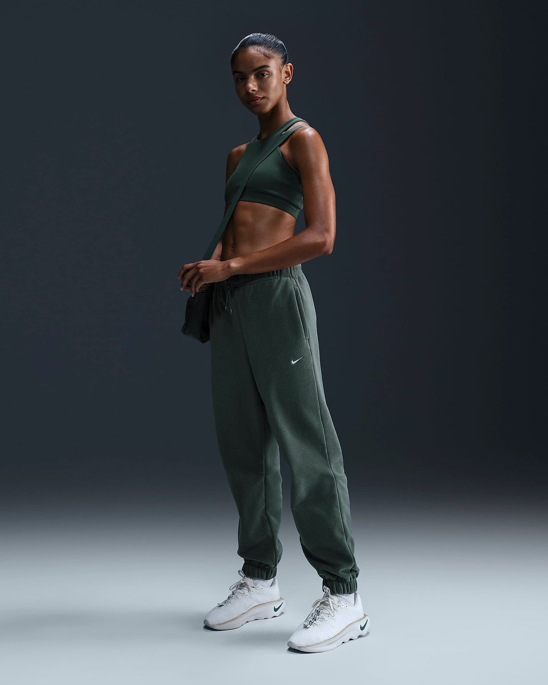 Nike Therma-FIT One Women's Loose Fleece Pants