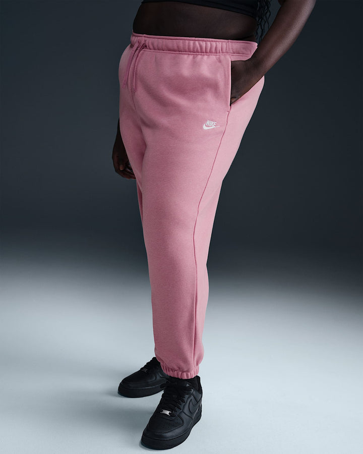 Nike Sportswear Club Fleece Women's Mid-Rise Oversized Sweatpants (Plus Size)