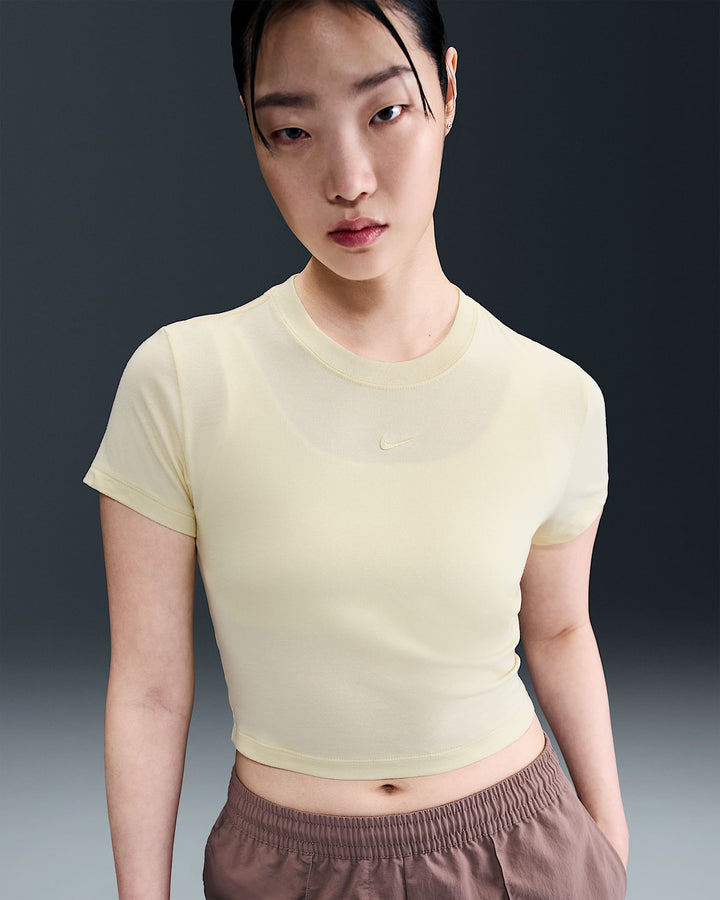 Nike Sportswear Chill Knit Women's Cropped T-Shirt