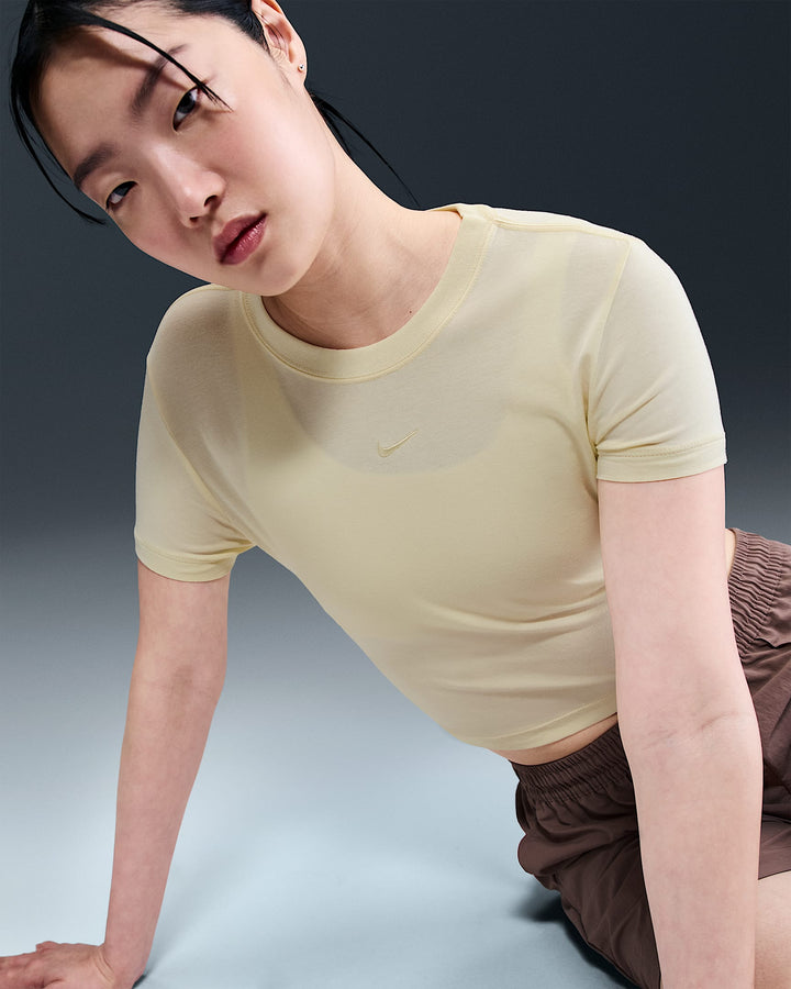 Nike Sportswear Chill Knit Women's Cropped T-Shirt
