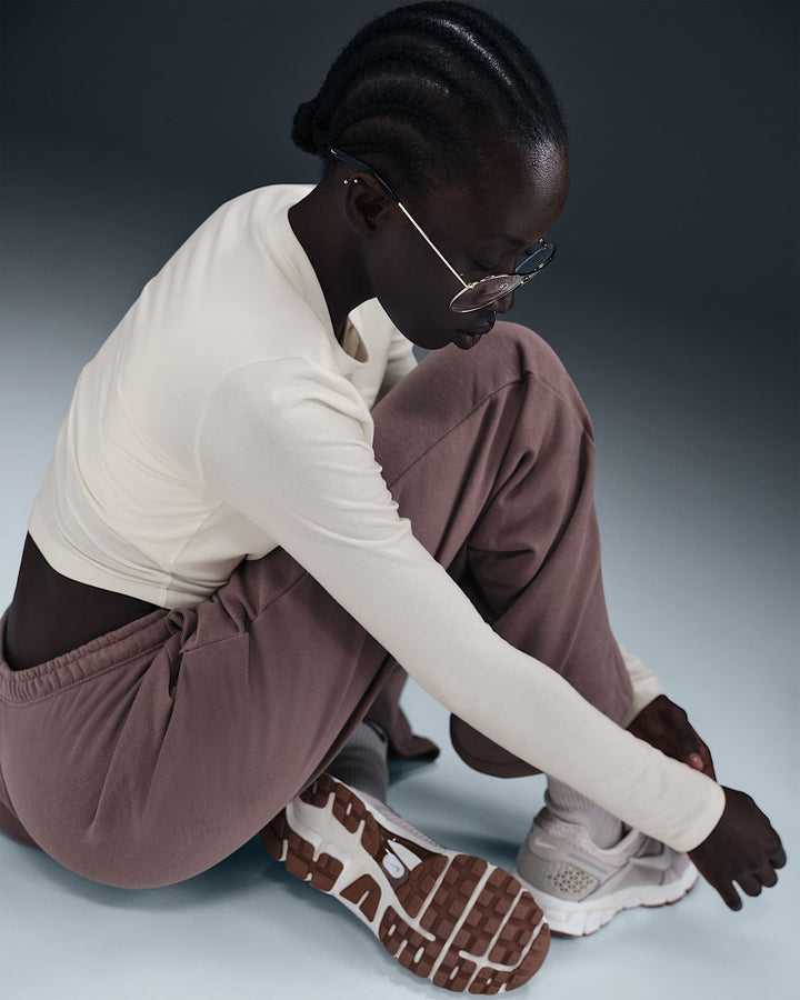Nike Sportswear Chill Knit Women's Slim Long-Sleeve Cropped Top
