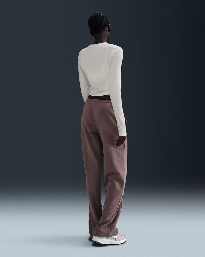 Nike Sportswear Chill Knit Women's Slim Long-Sleeve Cropped Top