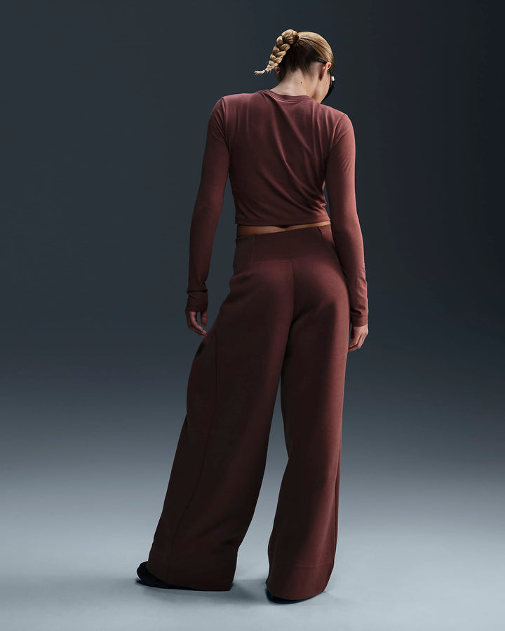 Nike Sportswear Chill Knit Women's Slim Long-Sleeve Cropped Top