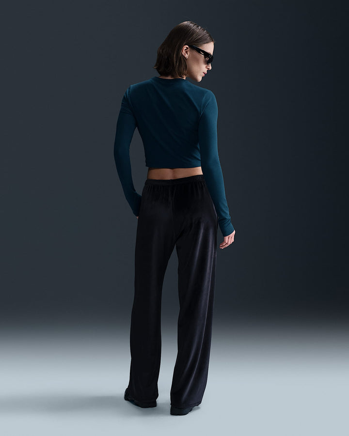 Nike Sportswear Chill Knit Women's Slim Long-Sleeve Cropped Top