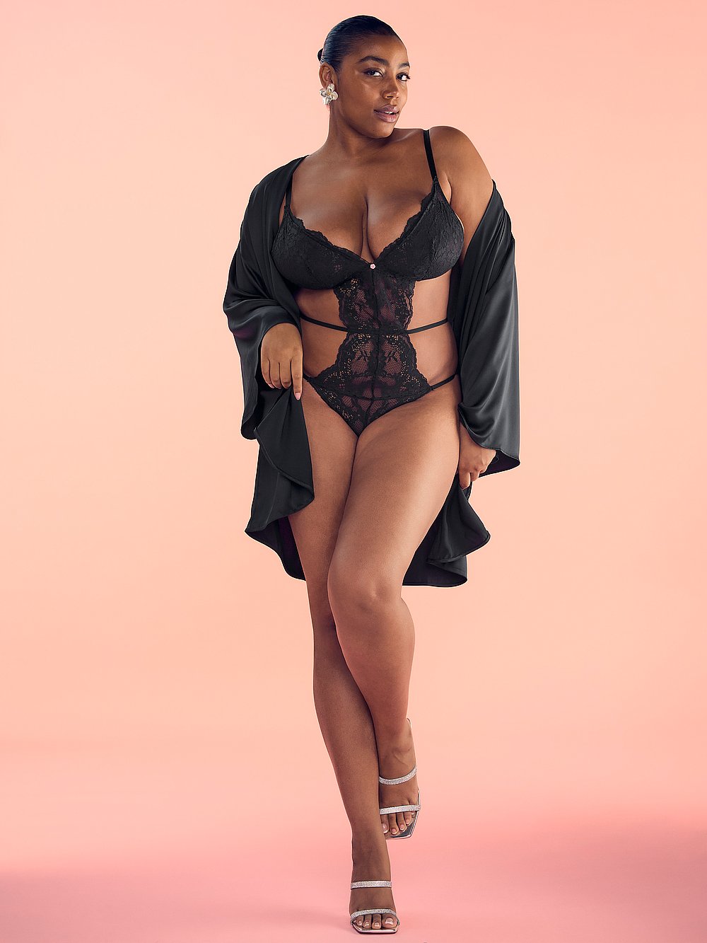Victoria's Secret Dream Angels Dare to Dream Lace Strappy Triangle Teddy