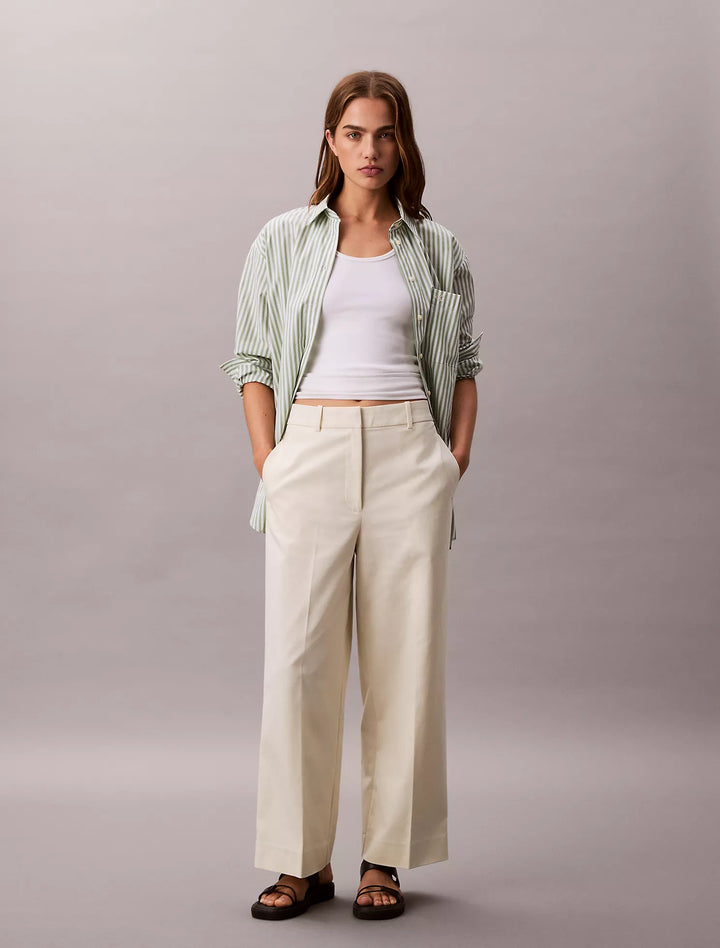 Calvin Klein Wide Leg Cropped Chino Pant