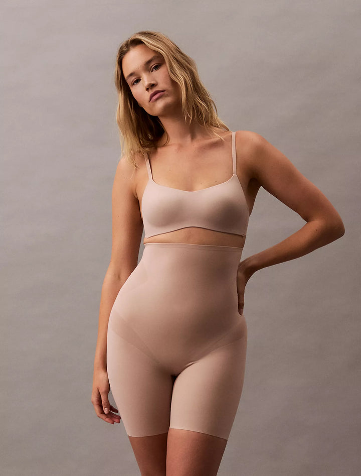 Calvin Klein Stay-Put Stretch Short