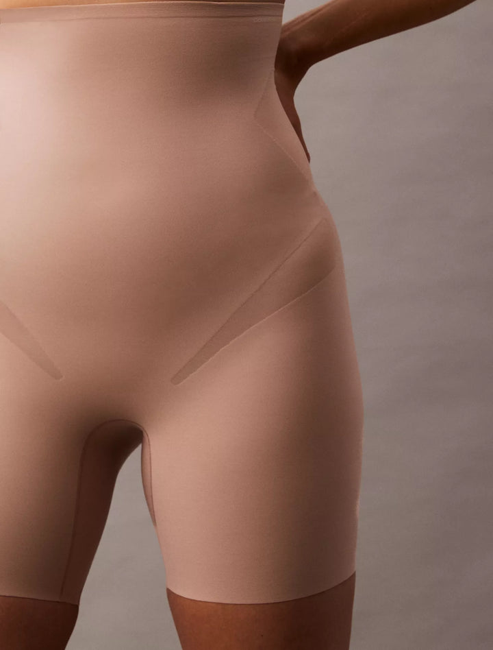 Calvin Klein Stay-Put Stretch Short