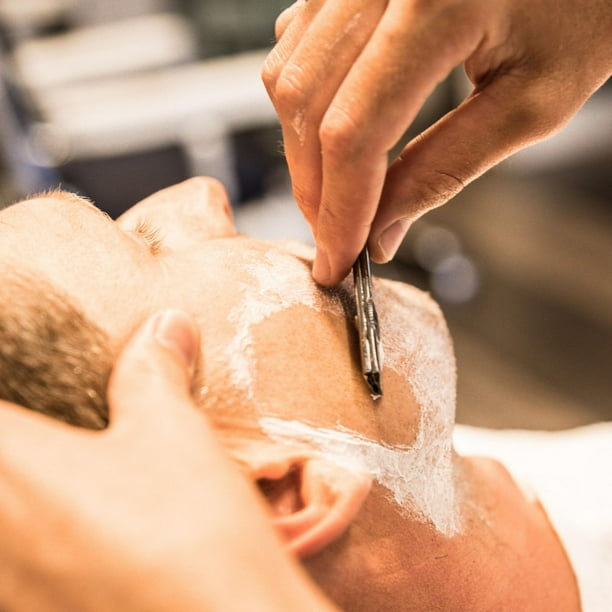 Cremo Original Shave Cream - smooth shaving cream fights razor burn, nicks and cuts, 177 ml (6 FL OZ)