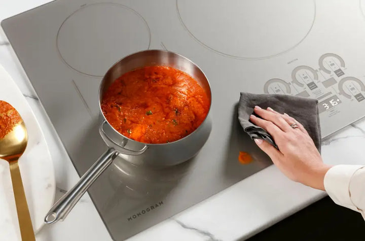 Monogram - 36" Built-In Induction Cooktop - Silver